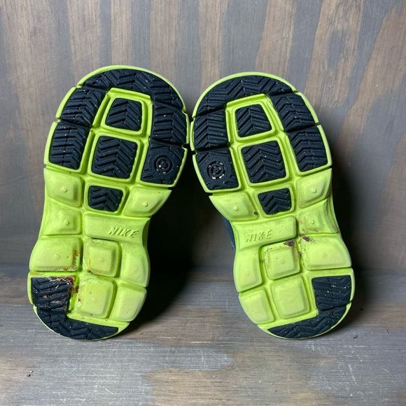 Nike Toddler Baby Fusion ST 2 Sneaker Shoes Black Neon Hook & Loop Low Top Sz 6C - Picture 9 of 11